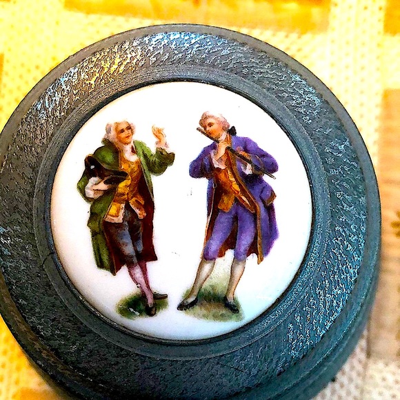 GUC- Antique Powder Tower - Picture 2 of 10